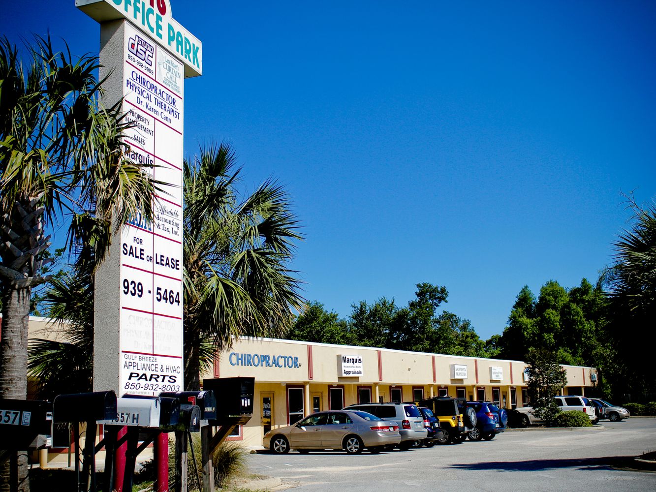 RB Office Park: 4657 Gulf Breeze Pkwy, Gulf Breeze, FL 32563